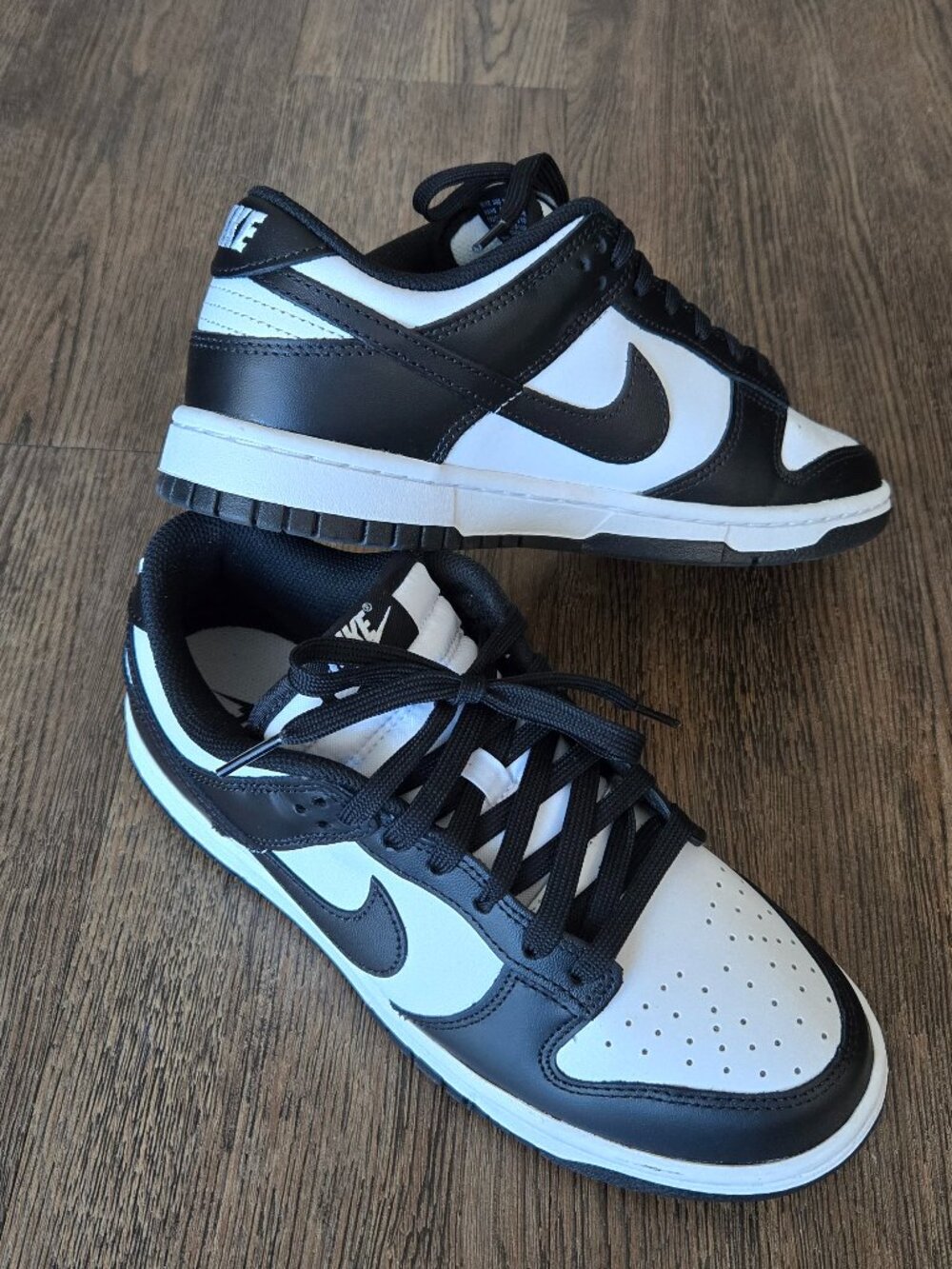 Women's NIKE White Black Dunk Low Sneakers Size 8.5